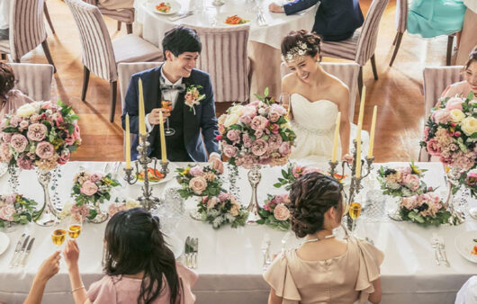 家族や親しい方と過ごす結婚式